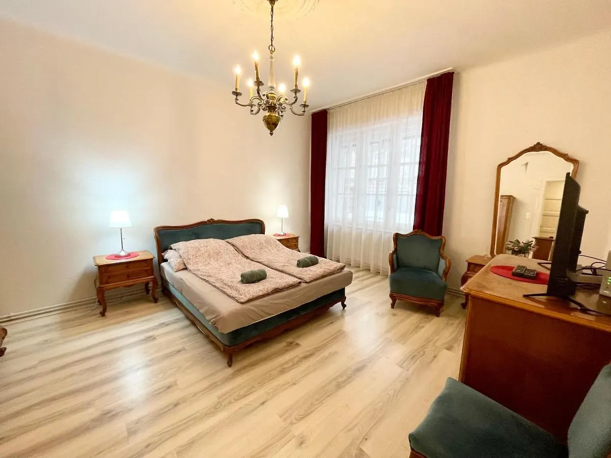 Mehdi Residence 1 Budapest 0*,  Ungarn